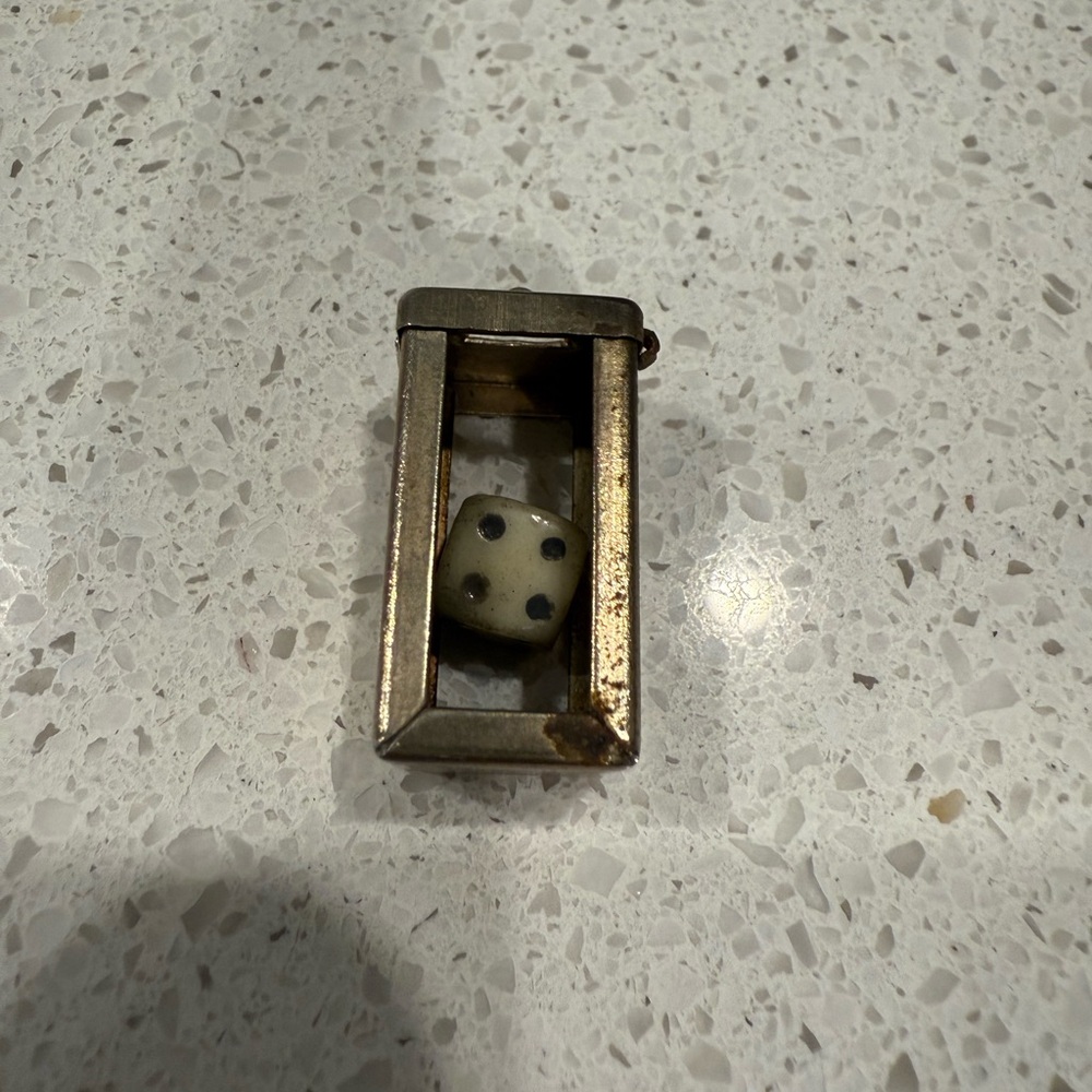 Club era Vintage Metal Dice Holder with single Die pendant crisloid